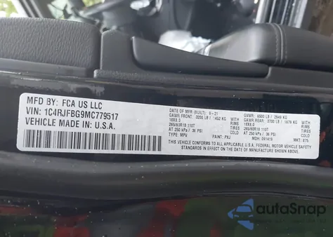 2021 Jeep Grand Cherokee Limited 4X4 z USA, uszkodzony, nr VIN 1C4RJFBG9MC779517